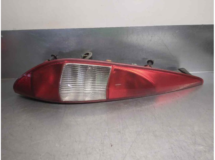 Recambio de piloto trasero izquierdo para ford mondeo turnier (ge) futura referencia OEM IAM 1S7113405C  5 PUERTAS