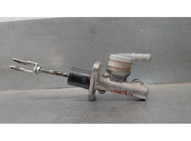 Recambio de bombin embrague para nissan cabstar 01.04 3.0 diesel referencia OEM IAM NABC0 