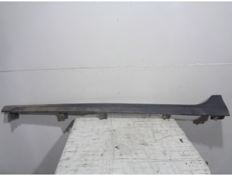 Recambio de faldon lateral para seat arona 1.0 tsi referencia OEM IAM 6F9853851 NEGRO TEXTURDO IZQUIERDA