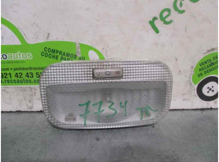 Recambio de luz interior para peugeot 207 sw sport referencia OEM IAM 9652262180  