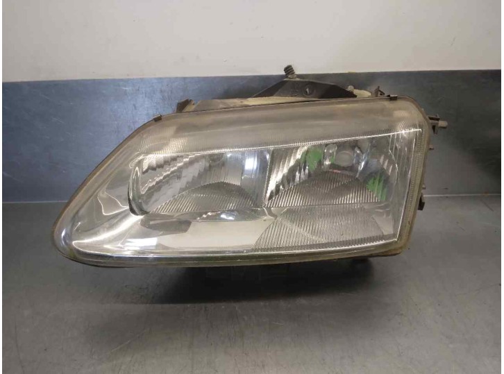 Replacement left headlight for Renault Espace / Grand Espace (JE0) 2.2 dCi Authentique (JE0K/S) OEM IAM reference 6025371073 