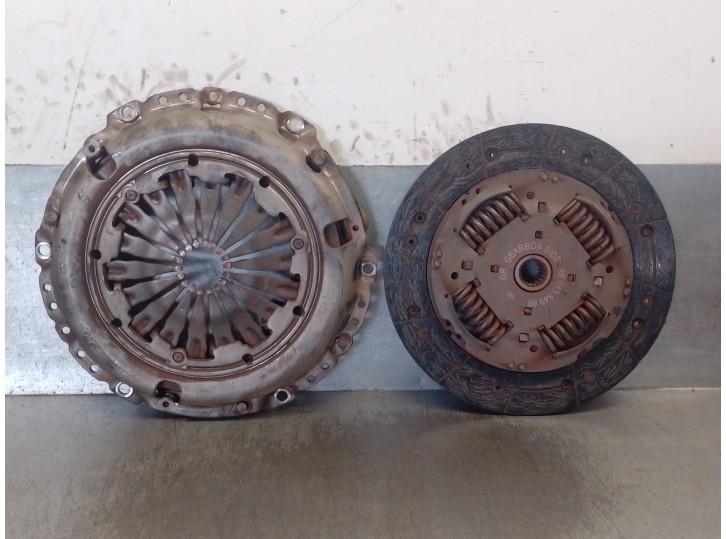 Recambio de kit embrague para citroën c4 cactus 1.6 bluehdi 100 referencia OEM IAM 1611284780 1610872680 LUK