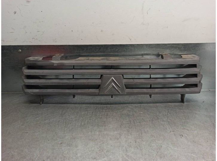 Recambio de rejilla delantera para citroën c-15 19d fam top referencia OEM IAM 9612999177 
