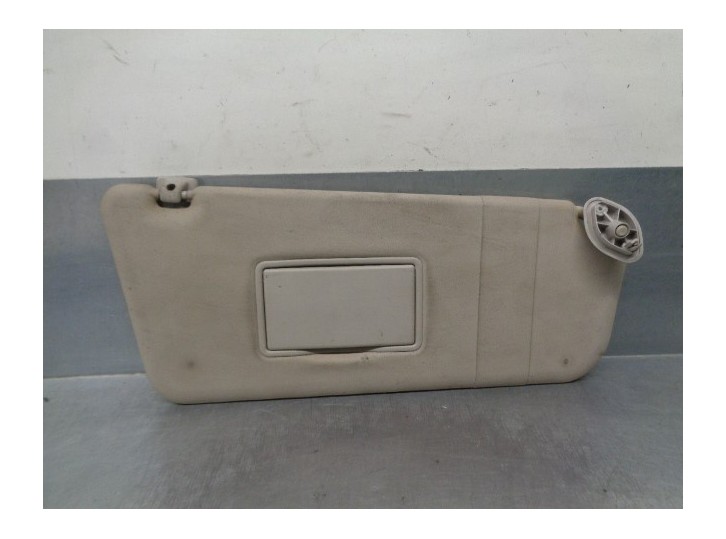 Recambio de parasol derecho para citroën berlingo 1.6 16v hdi referencia OEM IAM 8143TH 