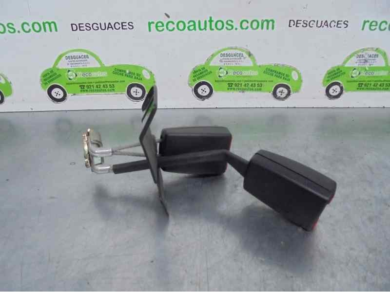 Recambio de enganche cinturon para audi allroad quattro (4b5) 2.5 v6 24v tdi referencia OEM IAM 8D0857739D  