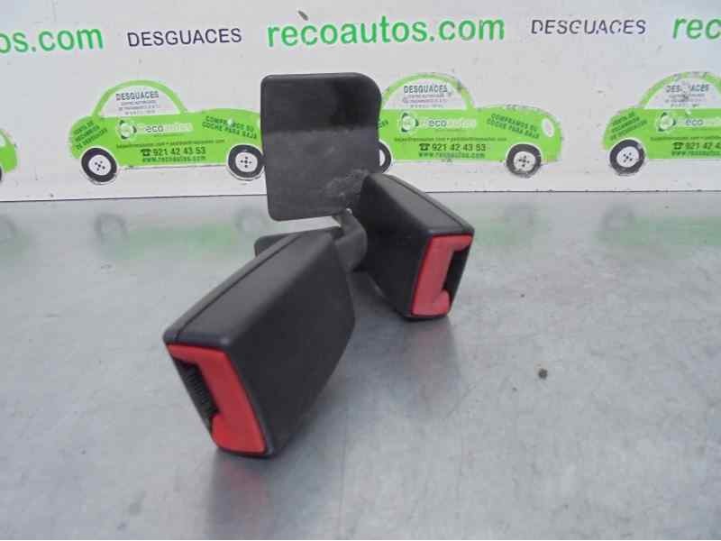 Recambio de enganche cinturon para audi allroad quattro (4b5) 2.5 v6 24v tdi referencia OEM IAM 8D0857739D  