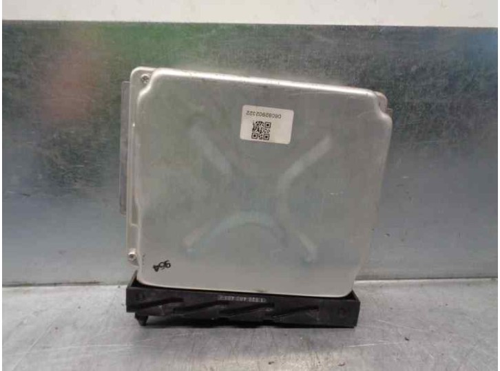 Recambio de centralita motor uce para volvo s60 berlina 2.4 cat referencia OEM IAM 30684877 MB0797009540 