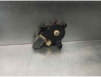 Recambio de motor elevalunas delantero derecho para seat leon st (5f8) 2.0 tdi referencia OEM IAM 5Q0959802B 0130822716 BOSCH