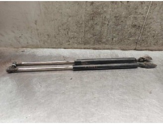 Recambio de amortiguadores maletero / porton para mazda 323 berlina c/f/s (ba) 1.5 16v cat referencia OEM IAM B22H62620B 