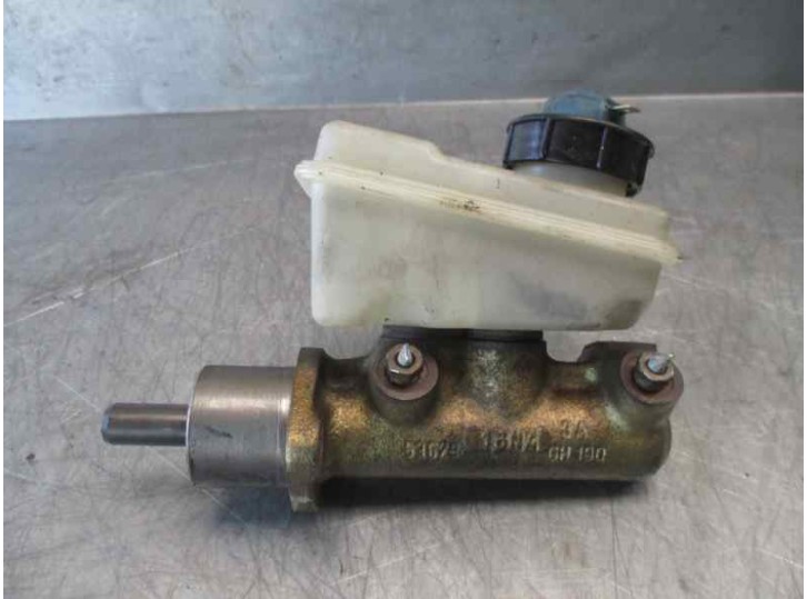 Recambio de bomba freno para fiat punto berl. (176) 1.2 cat referencia OEM IAM 71738446  BENDIX