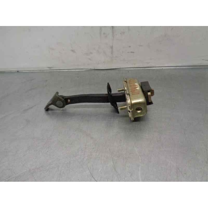 Recambio de retenedor puerta para ssangyong rodius 2.7 turbodiesel cat referencia OEM IAM   