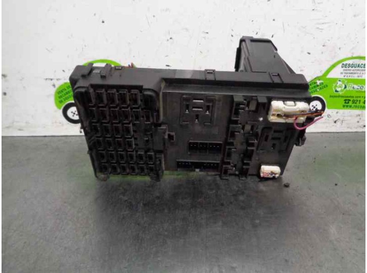 Recambio de caja reles / fusibles para hyundai sonata (y4) 2.0i 16v gls referencia OEM IAM 9540038400 A000055 