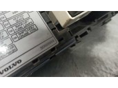 Replacement relay / fuse box for Volvo V40 estate 1.6 CAT OEM IAM reference 30889989 