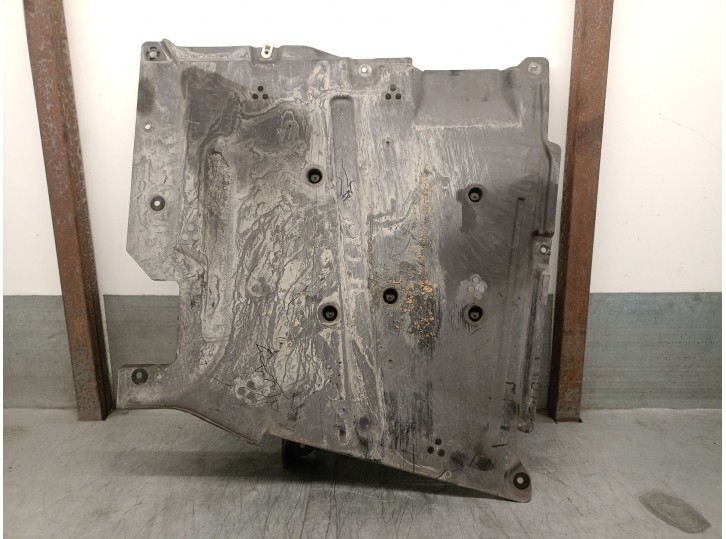 Recambio de cubrecarter para bmw 3 (g20, g80, g28) 320 d mild-hybrid referencia OEM IAM 51757435570 