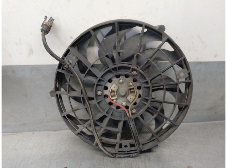 Recambio de electroventilador para suzuki vitara se/sv (et) 1.9 turbodiesel referencia OEM IAM 51136100 3135103344 BOSCH