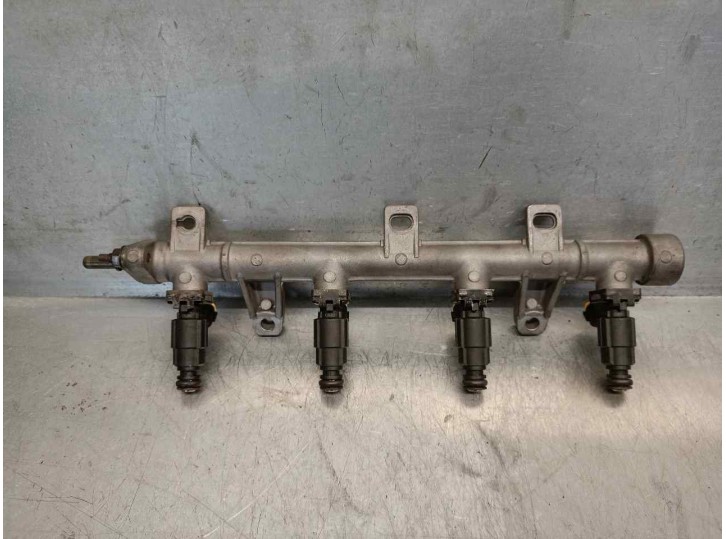 Recambio de rampa inyectora para hyundai matrix (fc) 1.6 cat referencia OEM IAM 3530426700 
