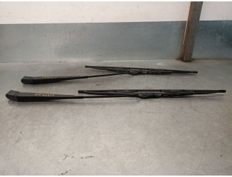 Recambio de brazo limpia delantero derecho para ford orion iii (gal) 1.6 referencia OEM IAM 91AG17526B1 91AG17526A1 