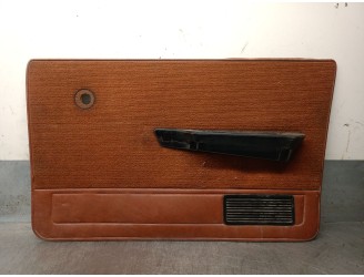 Recambio de guarnecido puerta delantera derecha para seat 127 referencia OEM IAM HB HB 