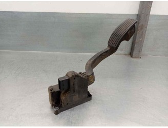 Recambio de potenciometro pedal para opel corsa d 1.3 16v cdti referencia OEM IAM 55702020  BITRON
