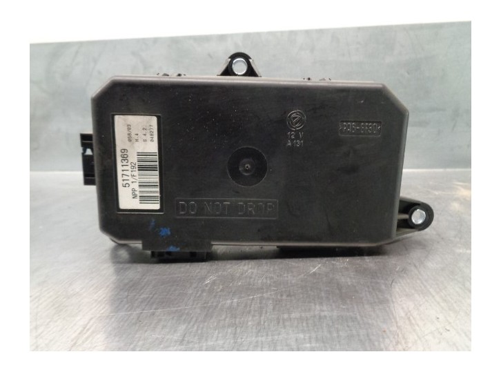 Recambio de modulo electronico para fiat stilo multi wagon (192) 1.9 jtd 115 referencia OEM IAM 51711369  