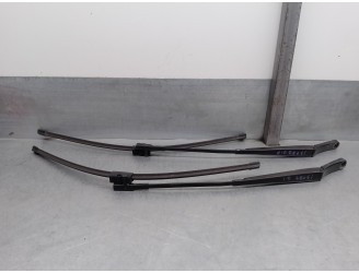 Recambio de brazo limpia delantero derecho para volkswagen touran (1t1) 2.0 tdi referencia OEM IAM 1T09554010A 1T0955409A 