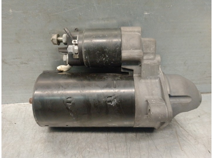 Recambio de motor arranque para bmw serie 5 berlina (e39) 2.5 turbodiesel cat referencia OEM IAM 2246570  