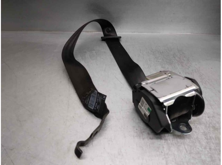 Replacement rear right seat belt for Audi A8 (4E2) 4.2 V8 40V OEM IAM reference 4E0857806D WITH PRETENSIONER 4 DOORS