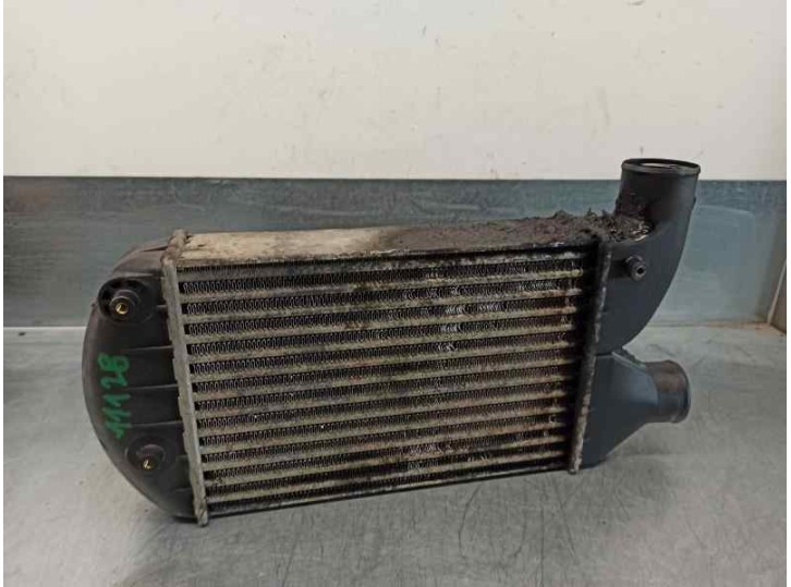 Recambio de intercooler para lancia delta 1.9 turbodiesel cat referencia OEM IAM 37391202 