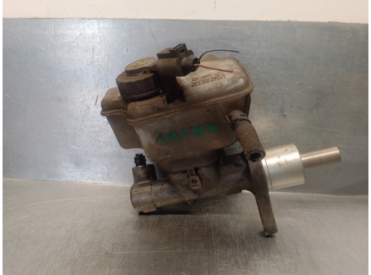 Recambio de bomba freno para volkswagen touran (1t1) 2.0 tdi referencia OEM IAM 1K1611301C 03350886651 BOSCH