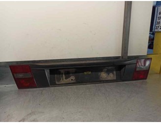 Recambio de piloto trasero central para lancia delta 1.9 turbodiesel cat referencia OEM IAM 82468760 