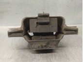 Replacement engine mount for Volkswagen Touran (1T1) 2.0 TDI OEM IAM reference 1K0199555 