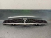 Recambio de rejilla delantera para lancia delta 1.9 turbodiesel cat referencia OEM IAM 82459057 