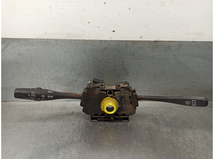 Recambio de mando luces para nissan pick-up (d22) 2.5 diesel referencia OEM IAM 25567VB010 