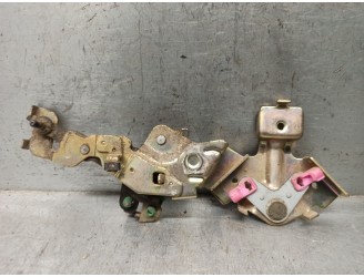 Recambio de cerradura puerta trasera izquierda para nissan pick-up (d22) 2.5 diesel referencia OEM IAM 80511VJ300  