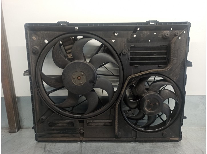 Recambio de electroventilador para audi q7 (4l) 3.0 v6 24v tdi referencia OEM IAM 7L0121203F 01303303922 BOSCH