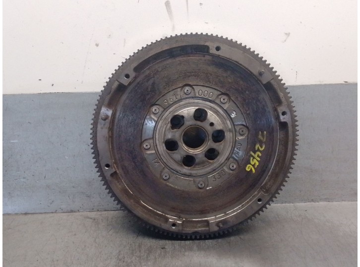 Recambio de volante motor para seat altea (5p1) 1.9 tdi referencia OEM IAM 038105269D 038105269D 00019614330