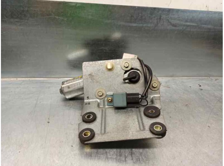 Recambio de motor limpia trasero para lancia delta 1.9 turbodiesel cat referencia OEM IAM  0390201523 BOSCH