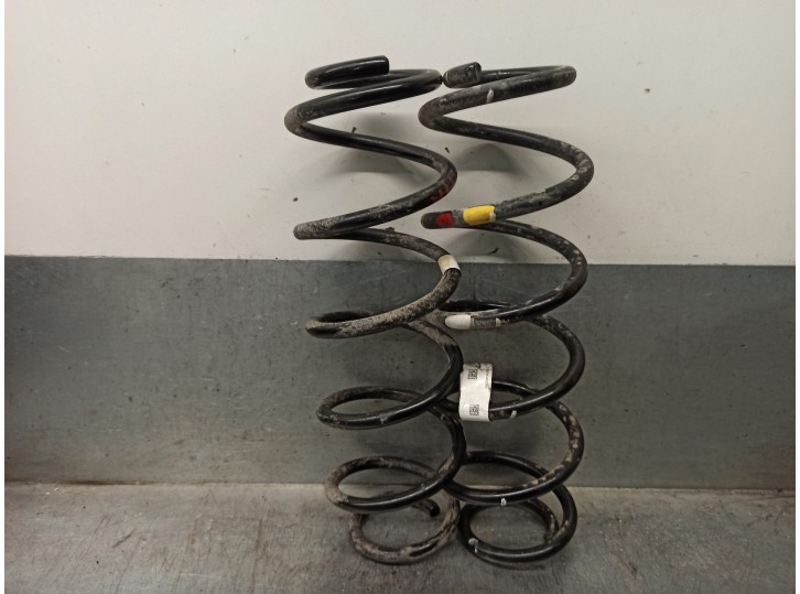 Recambio de muelle amortiguacion para hyundai bayon referencia OEM IAM 55335Q0GA0  