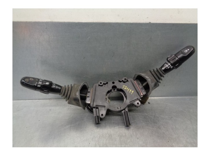 Recambio de mando luces para chevrolet nubira berlina 1.6 cat referencia OEM IAM 9638732  