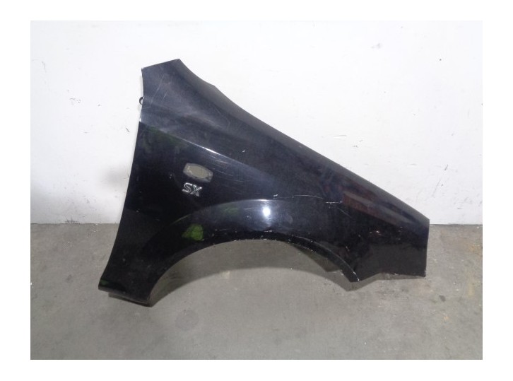 Recambio de aleta delantera derecha para chevrolet nubira berlina 1.6 cat referencia OEM IAM 96474982 NEGRA 
