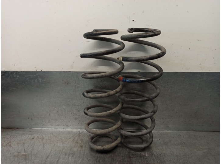 Recambio de muelle amortiguacion para mazda 2 lim. (de) 1.3 active (3-ptas.) referencia OEM IAM DF7128011 