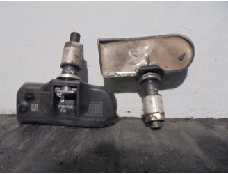 Replacement pressure sensor for Peugeot 607 (S2) 2.7 HDi FAP CAT (UHZ / DT17TED4) OEM IAM reference 9673198580 S120123004I SIEM