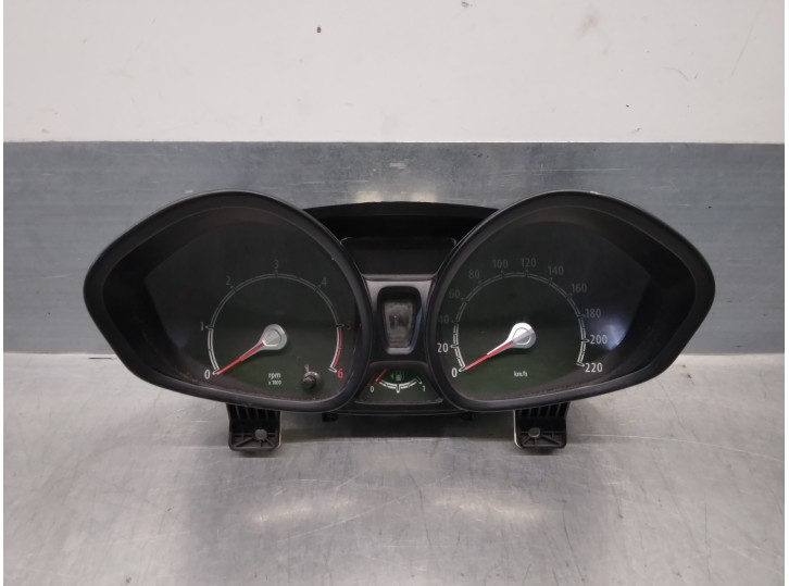Recambio de cuadro instrumentos para ford fiesta (cb1) 1.4 tdci cat referencia OEM IAM 8A6110840CF  