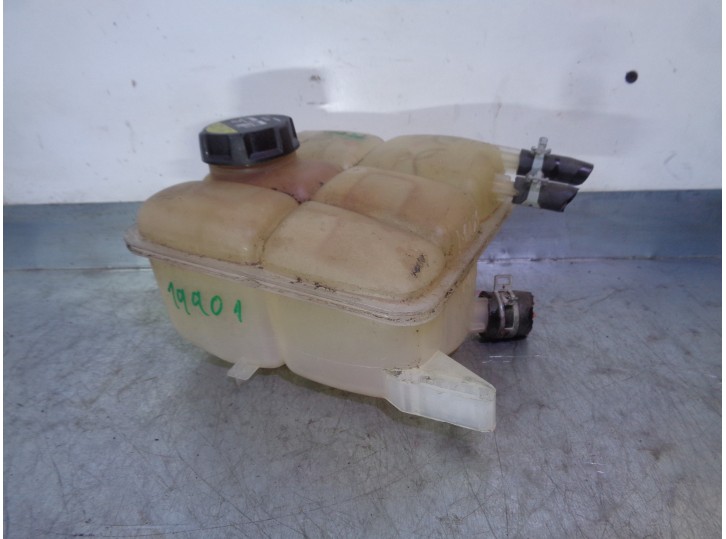 Recambio de deposito expansion para volvo v50 familiar 2.0 diesel cat referencia OEM IAM 3M5H8K218AJ  