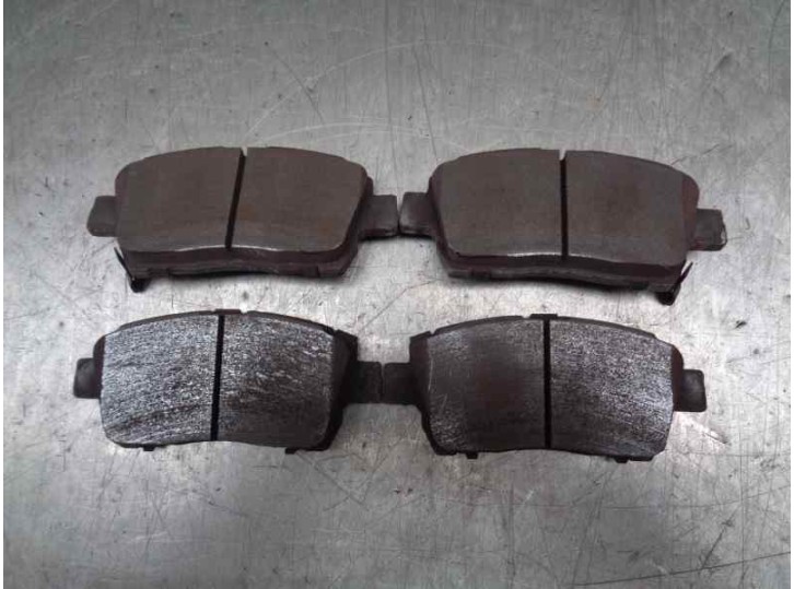Recambio de pastillas de freno para toyota yaris (ncp1/nlp1/scp1) 1.4 turbodiesel cat referencia OEM IAM 