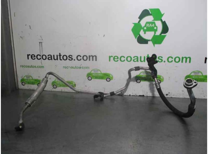 Replacement air conditioning hoses for Volkswagen Passat Saloon (3C2) 2.0 TDI OEM IAM reference 3C0820743BF 