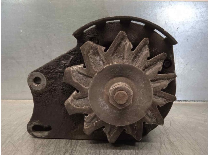Replacement alternator for Fiat Cinquecento (170) 0.9 i.e. OEM IAM reference AAK4174 11201355 ISKRA