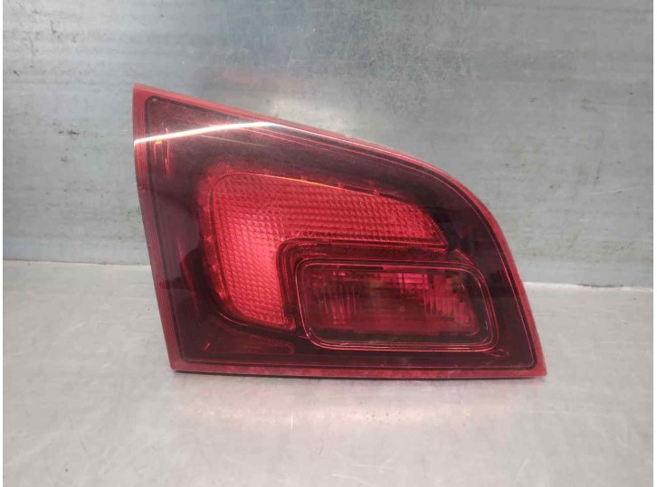 Recambio de piloto trasero izquierdo para opel astra j sports tourer 1.4 16v turbo (bivalent. gasolina / lpg) referencia OEM IAM