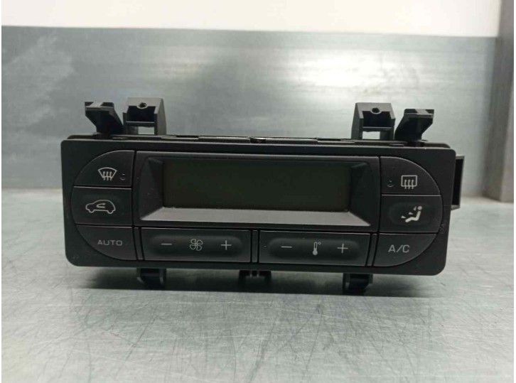Recambio de mando climatizador para citroën c3 1.4 16v referencia OEM IAM 96533393XT 69210003 