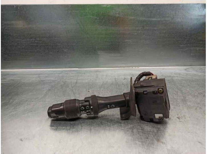 Recambio de mando limpia para lancia delta 1.9 turbodiesel cat referencia OEM IAM B883 